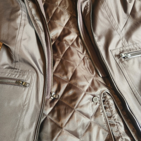 Andrew Marc New York All-weather chocolate brown coat ๐คฉ - Picture 13 of 16